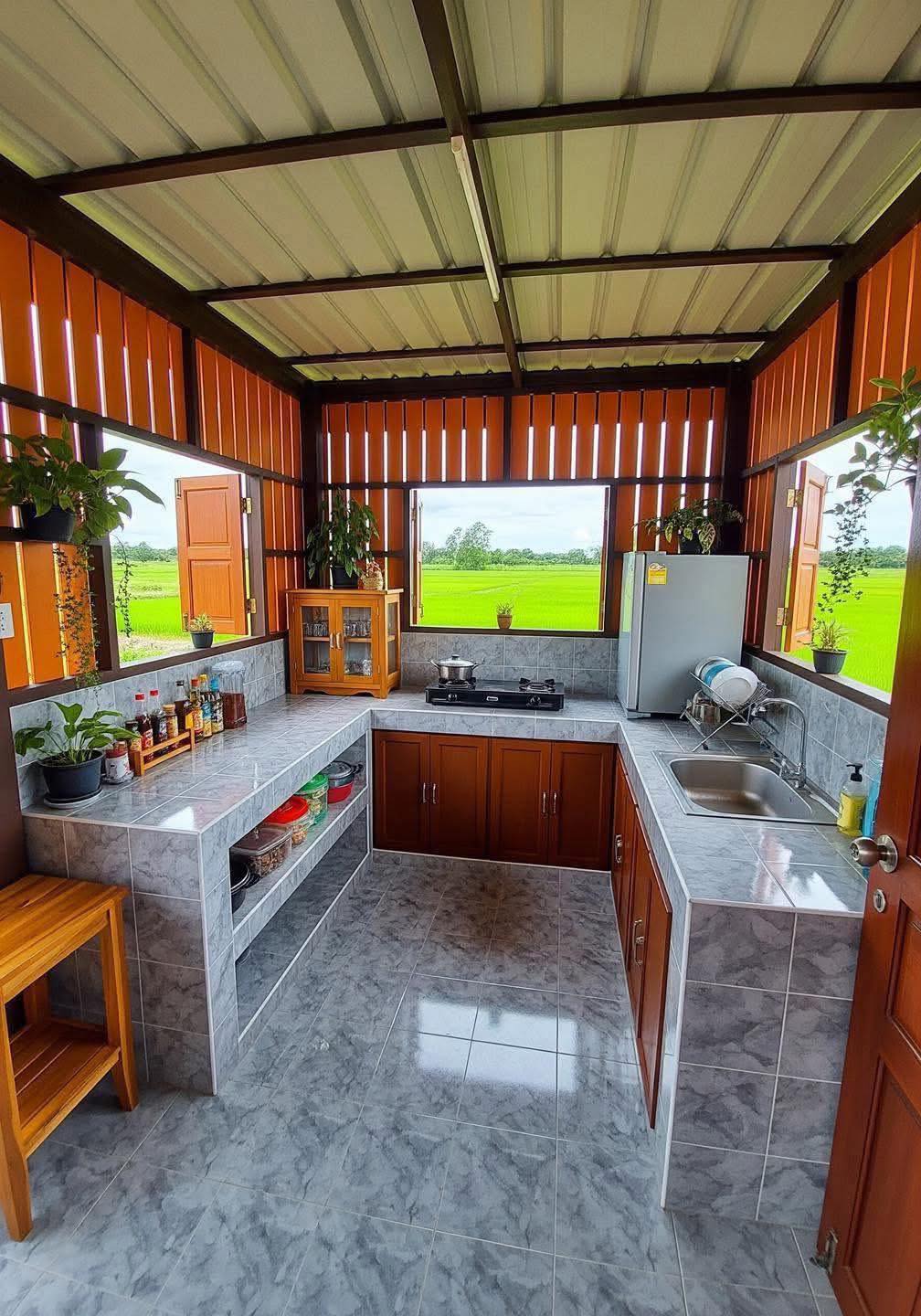 Bếp Nhà Mái Ngói