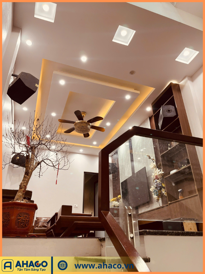 Ahaco ảnh Dọc - 2025-10-29t144856.318